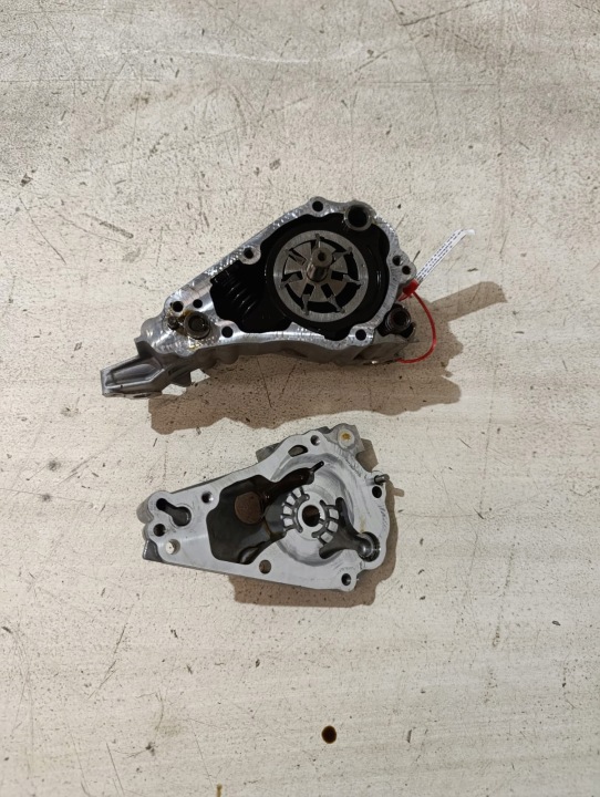 BMW F10 F30 335 N55 F20 F25 POMPE HUILES HUILEUX 7613549 7573747 11417613549