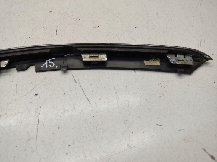 AUDI A6 C7 2014 GRILLE HALOGÈNE 4F0807490