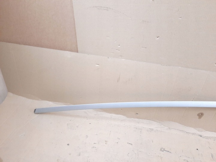 VOLKSWAGEN ID.4 MOULURE TOITS