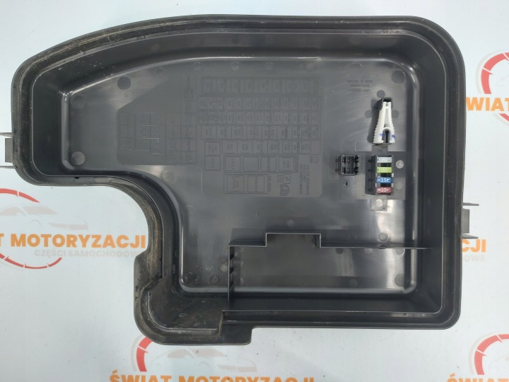 MAZDA 3 III BM 14R BOÎTE FUSIBLES KD45-675X0C