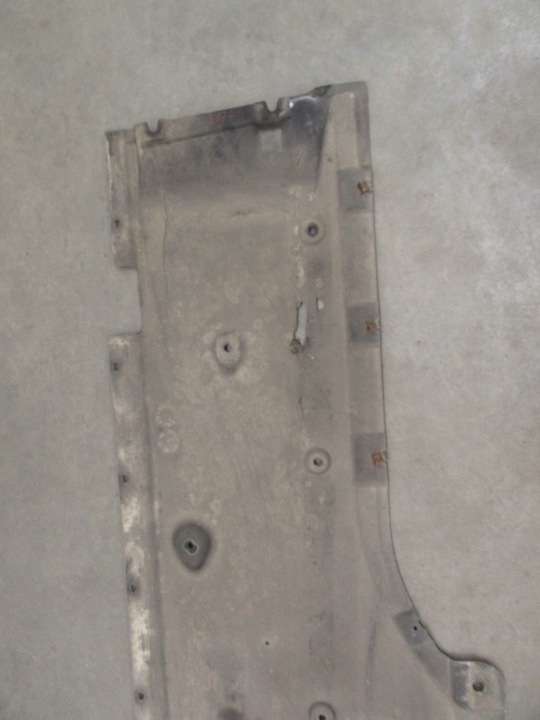 PROTECTION CHÂSSIS GAUCHE BMW E81 E82 E87