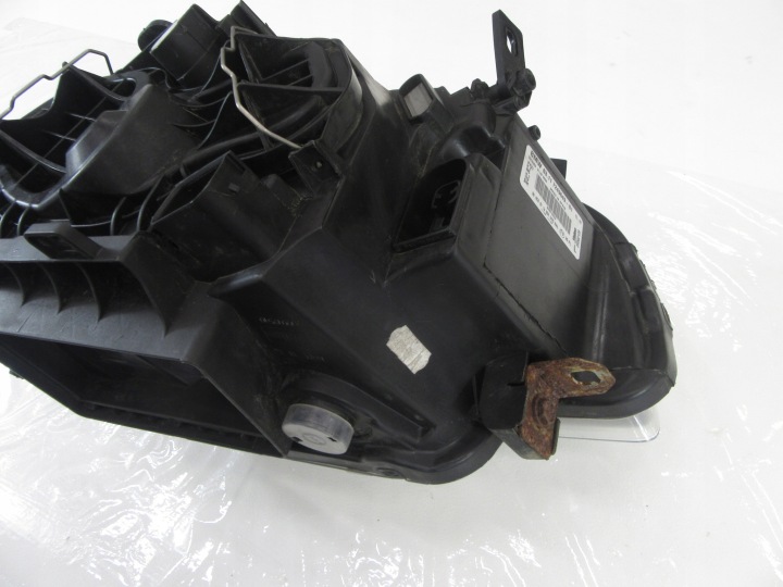 PHARE GAUCHE AVANT AVANT PROJECTEUR BMW 1 E81 E82 E87 E88 EUROPE 7249649