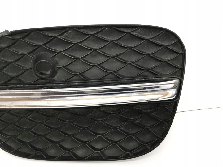 MERCEDES C292 2021 DROITE GRILLE INFÉRIEURE PARE-CHOCS AVANT A2928850622
