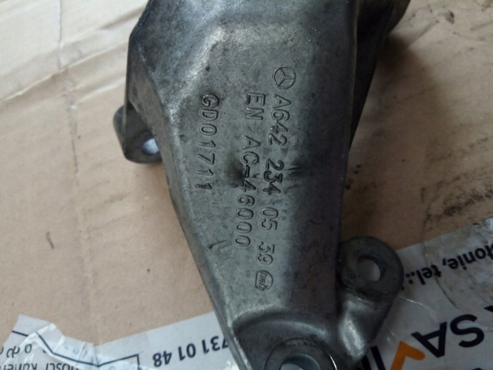 POIGNÉE SUPPORT COMPRESSEUR MERCEDES W212 A6422340539
