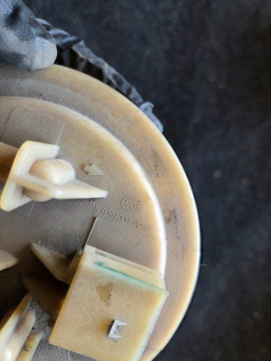 POMPE CARBURANTS MERCEDES 0580203137 A9064705094