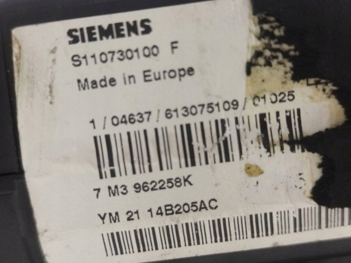 2002 FORD GALAXY CHÂSSIS MODULE FUSIBLES 7M3962258K
