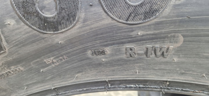 650/60R34 650/60-34 MITAS NEUF