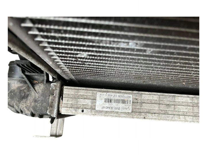 ENSEMBLE RADIATEURS FORD KUGA II DV6119710BB