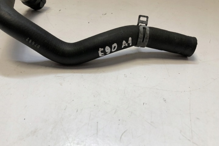 DROIT FIL RADIATEUR BMW 3 (E90) 9222651 2.0L DIESEL 120KW 2011