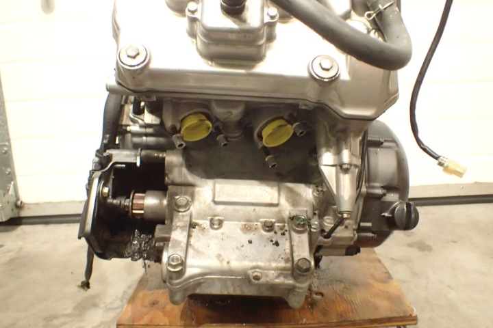 HONDA VFR 800 V-TEC (02-11) MOTEUR 74944 KM VIDÉO