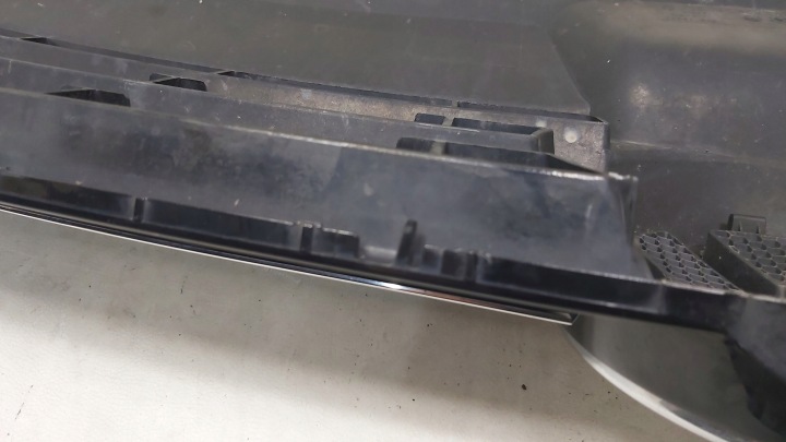 GRILLE CALANDRE RADIATEUR VW T5 LIFT T6 7E 7E5853651