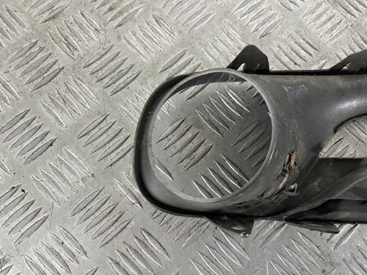 RENAULT MEGANE III GRILLE PARE-CHOCS DROITE GT LINE 261A27078R