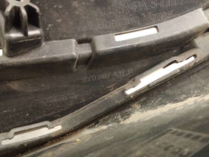 AUDI RS3 8Y LIFT S LINE S3 PARE-CHOCS AVANT AVANT 8Y0807437R