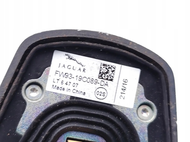 JAGUAR XE ANTENNE RADIO 2017 SALOON 4/5DR FW93-19C089-DA GRIS (15-24)