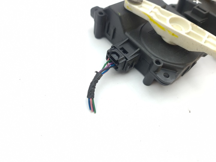 TOYOTA PRIUS (XW20) PETIT MOTEUR CAPOTS CONDUIT D'AIR 2008 0637007960