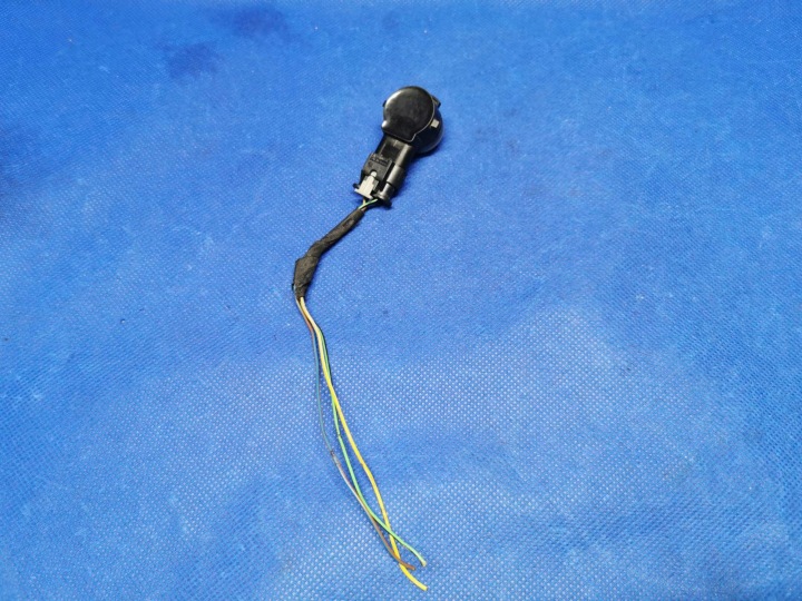 CAPTEUR STATIONNEMENT PDC PUCE ORIGINAL BMW X5 F15 F45 G30 X1 F48 9283750
