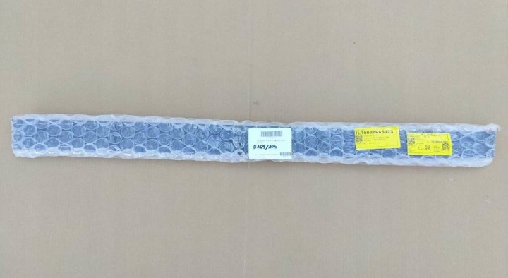MOULURE PORTES DROIT AVANT TESLA MODÈLE X 1035120-00-D 1035202-00-D 116CM