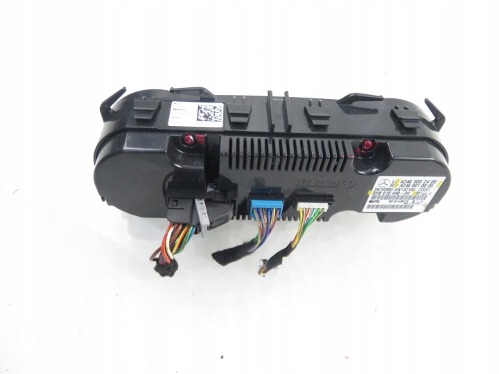 CLIMATISEUR MERCEDES C117 2469002408 2469010805 5HB01044804