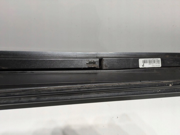 REVÊTEMENT SEUIL DROITE CÔTÉ AUDI A6 S6 C8 4K 4K0853856A