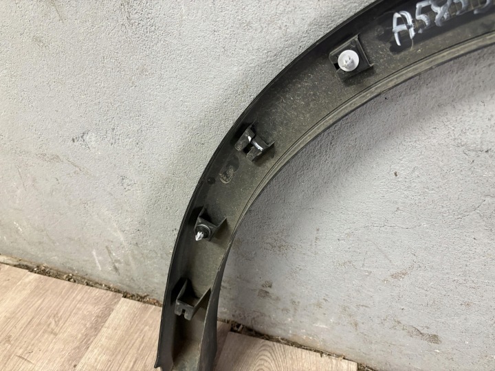 VW TIGUAN III 571 MOULURE REVÊTEMENT GARDE-BOUE DROIT ARRIÈRE 571853818