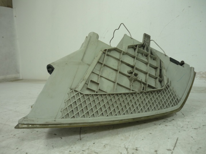 PHARE PROJECTEUR DROIT AVANT DROITE AVANT SKODA OCTAVIA II