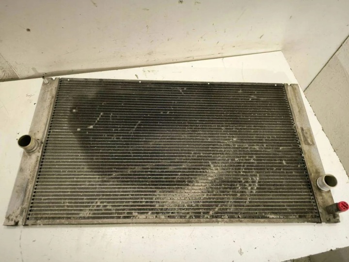 RADIATEUR EAU VOLVO V50 (MW) 3M518005DA 2.4L DIESEL 100KW 2005