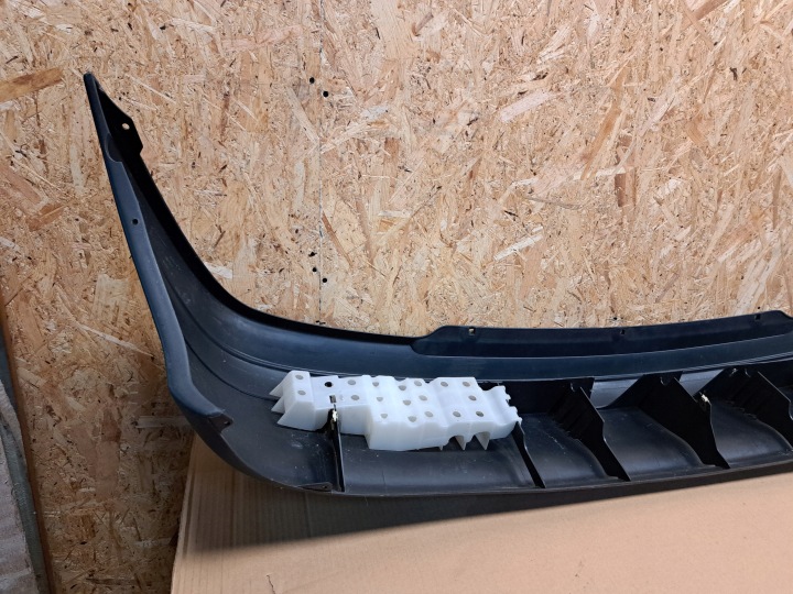 PARE-CHOCS ARRIÈRE ARRIÈRE RENAULT MEGANE I HAYON BERLINE COMPACTE 96-99R 7700834207 NEUF
