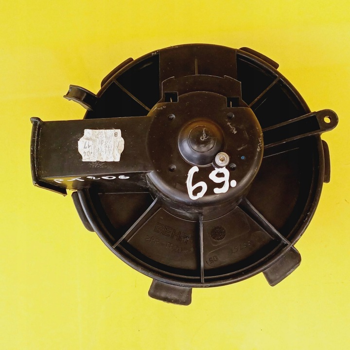 VENTILATEUR CONDUIT D'AIR VENTILATEUR PEUGEOT 206 55767 5576705 NR69
