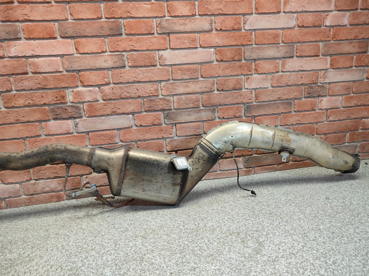 BMW F10 F11 LIFT LCI N57 3.0D ÉCHAPPEMENT SILENCIEUX ADBLUE 7807110 8570096 8576471