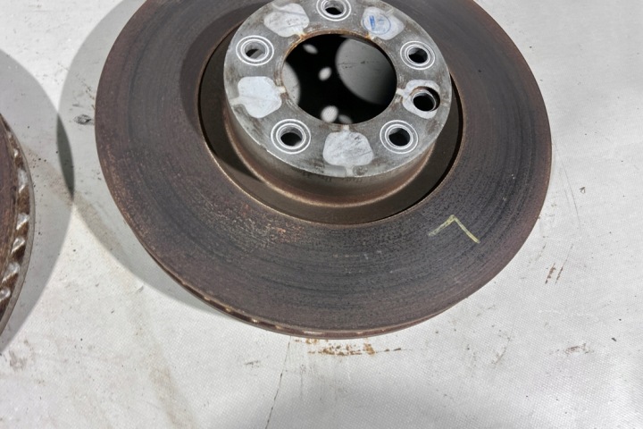 KIT AVANT DISQUE DE FREIN FREINS VW TOUAREG (7P5) 7P6615301A 3.0L HYBRID