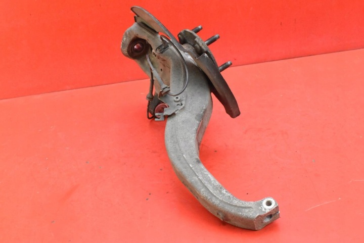 ROTULE DE DIRECTION MOYEU DROITE AVANT GX73-3K185-AB JAGUAR XE X760 2.0 D 180 KM