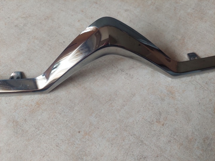 MOULURE CHROME CALANDRE INFÉRIEUR CITROEN C4 PICASSO II LIFT 2016