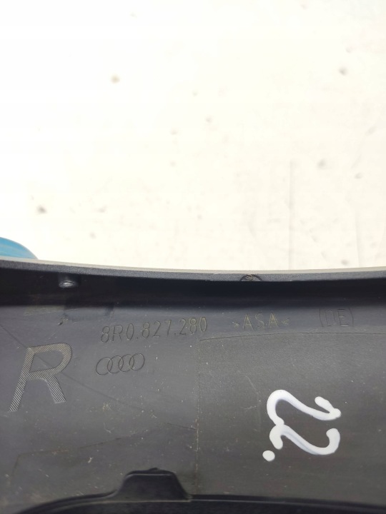 AUDI Q5 SQ5 2011 ÉLÉMENT GARNITURE DE PORTE COUVERCLES DE COFFRE 8R0827279
