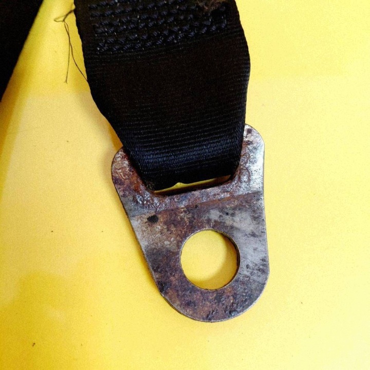 CEINTURE DE SÉCURITÉ GAUCHE AVANT NISSAN MICRA 3D 33057374 NR1586