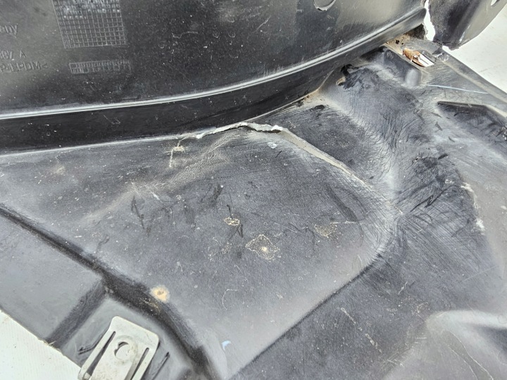 PASSAGE DE ROUE AUDI A4 B9 8W 8W0 2015 -2019 GAUCHE AVANT ORIGINE GAUCHE AVANT