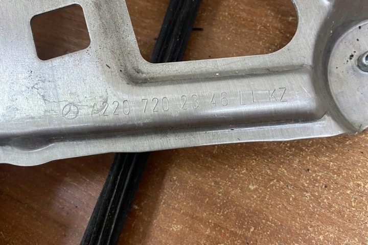 ÉLÉVATEUR VITRES PORTES ARRIÈRE AVEC MOTEUR MERCEDES-BENZ AVEC (W220)