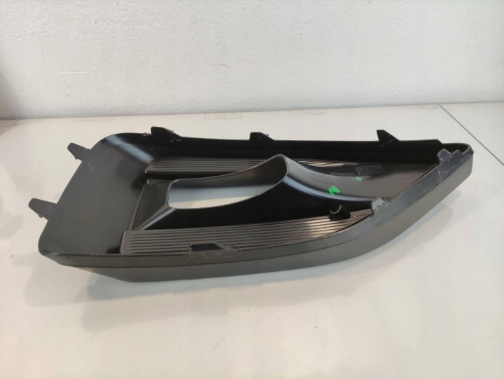SEAT TARRACO GRILLE HALOGÈNE GAUCHE AVANT 5FJ853665B