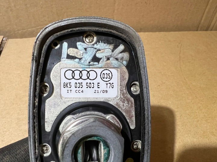 AUDI A4 B8 LY7G ANTENNE TOITS REQUIN 8K5035503E
