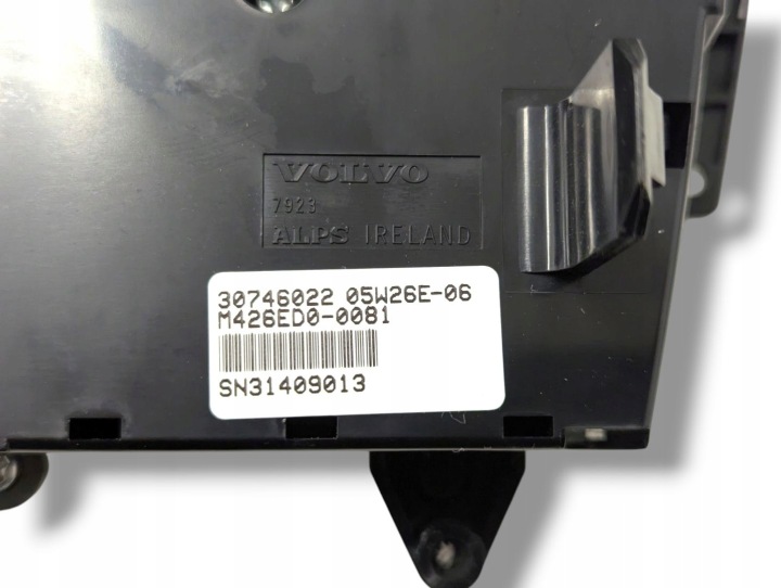 PANNEAU COMMANDE CLIMATISATION VOLVO V70 2 RESTYLAGE 2005 30746022