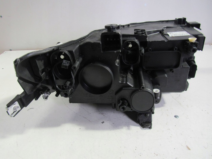 VW TIGUAN 2 II LIFT PHARE GAUCHE GAUCHE AVANT AVANT COMPLET LED 5NC941081G