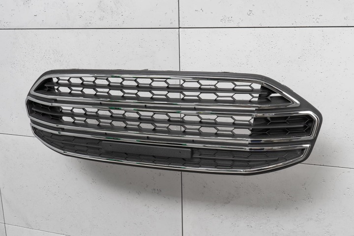 FORD ECOSPORT MK2 II 2012-2017 GRILLE AVANT CALANDRE RADIATEUR CN1517B968