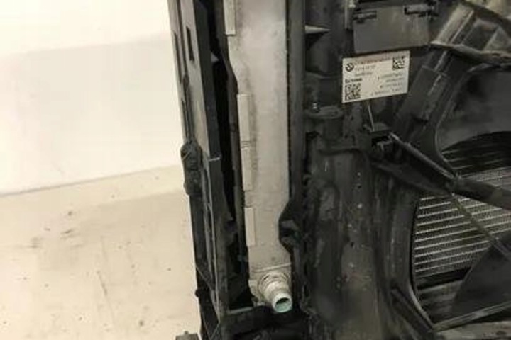 ENSEMBLE RADIATEURS BMW 5 (F10) 8509171 2.0L DIESEL 135KW 2011