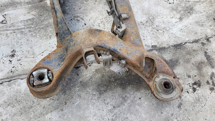 VW LUPO CHÂSSIS CHÂSSIS TRAVERSE BERCEAU MOTEUR