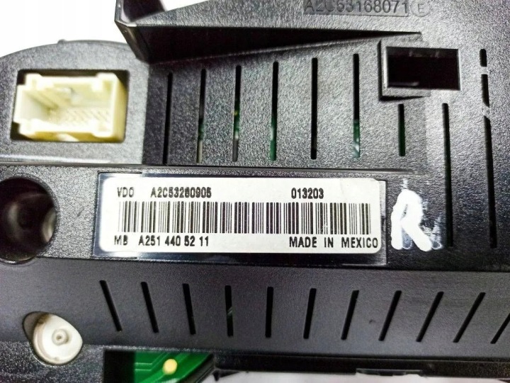 COMPTEUR MERCEDES-BENZ R (W251, V251) A2514405211 34307564 3.0L 2008