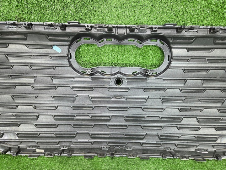 GRILLE AVANT AUDI Q4 SPORTBACK E-TRON 89A853653A