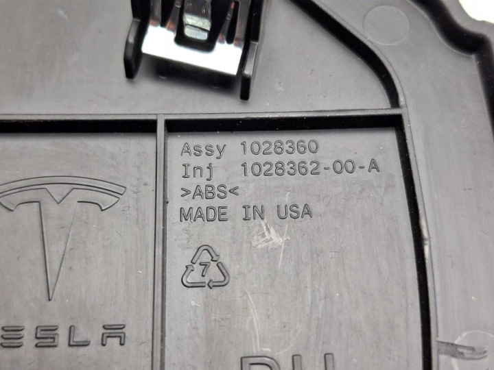 ZASLAPKA LATÉRALE TABLEAU DE BORD INSTRUMENTATION DROITE CÔTÉ TESLA MODÈLE AVEC 102836200A