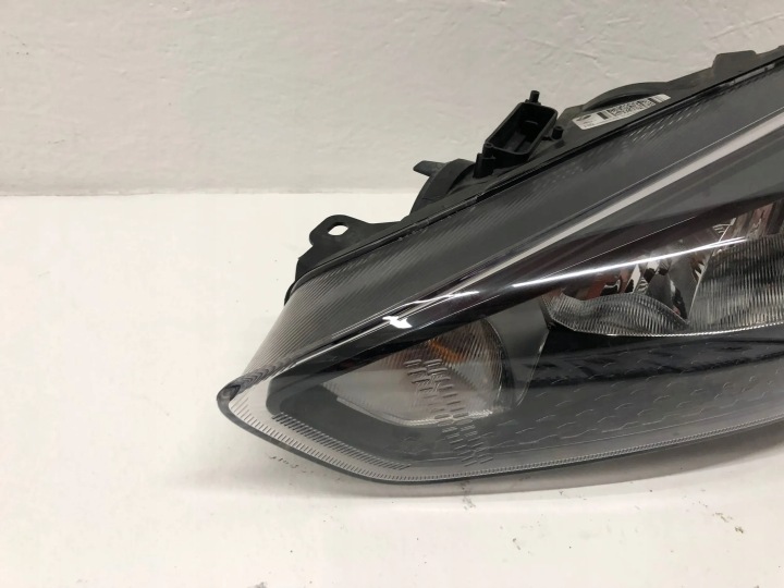 FORD FOCUS MK3 LIFT PHARE GAUCHE 14 18