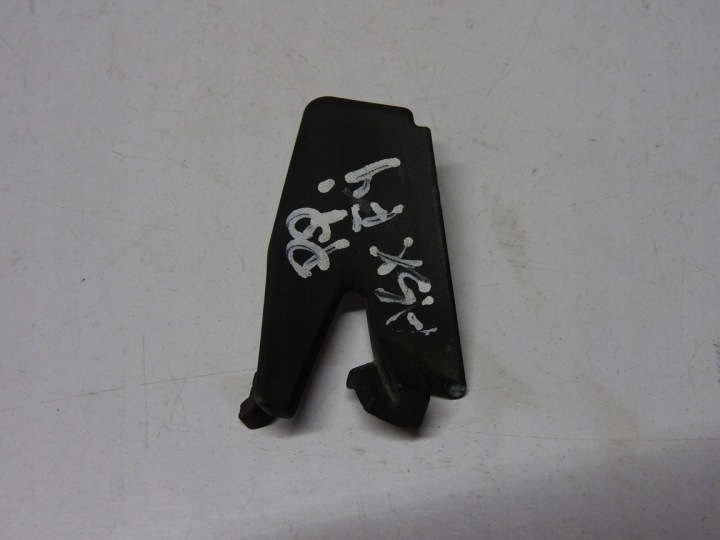 MITSUBISHI ASX 10-12 FINITION PLASTIQUE DROIT AVANT 7405A368