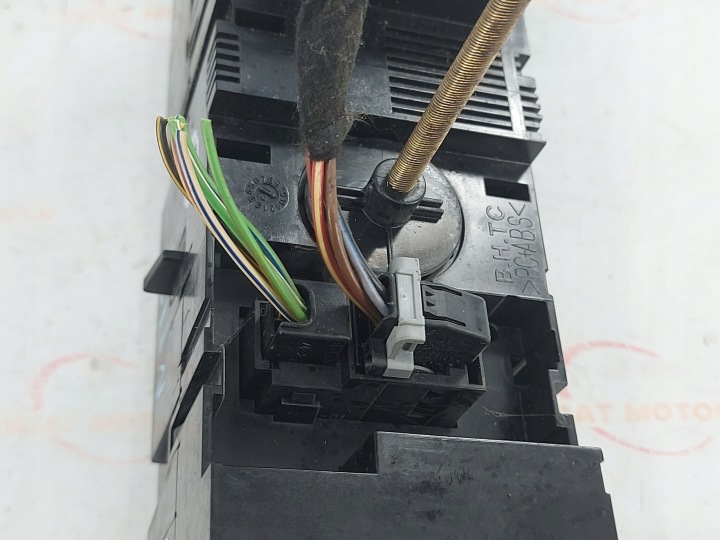 VW CRAFTER I LIFT 13R PANNEAU CLIMATISATION 9068300285KZ