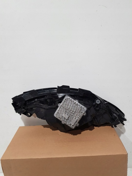LAND ROVER RANGE ROVER EVOQUE L551 2020 AVANT CÔTÉ GAUCHE PHARE AVANT
